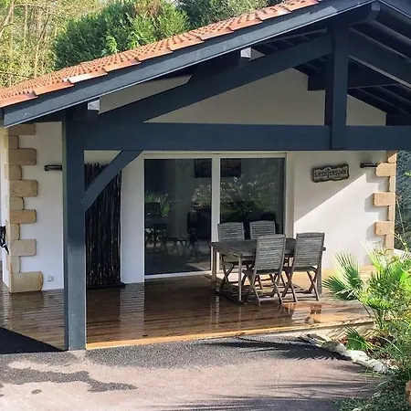 Pays Basque Lasaitasuna 度假居 阿赫泽